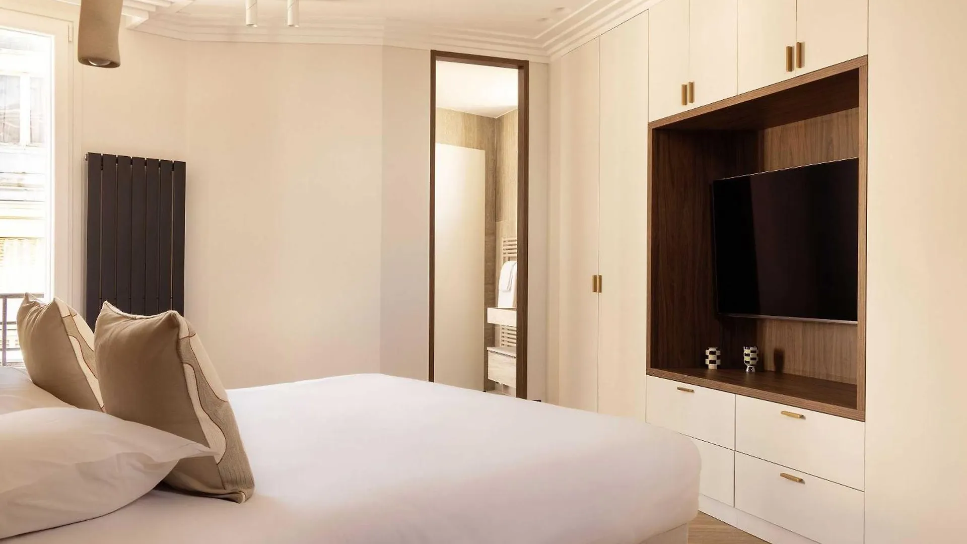 Luxury - Eiffel Tower View - 3bd-8p - Grenelle Parigi